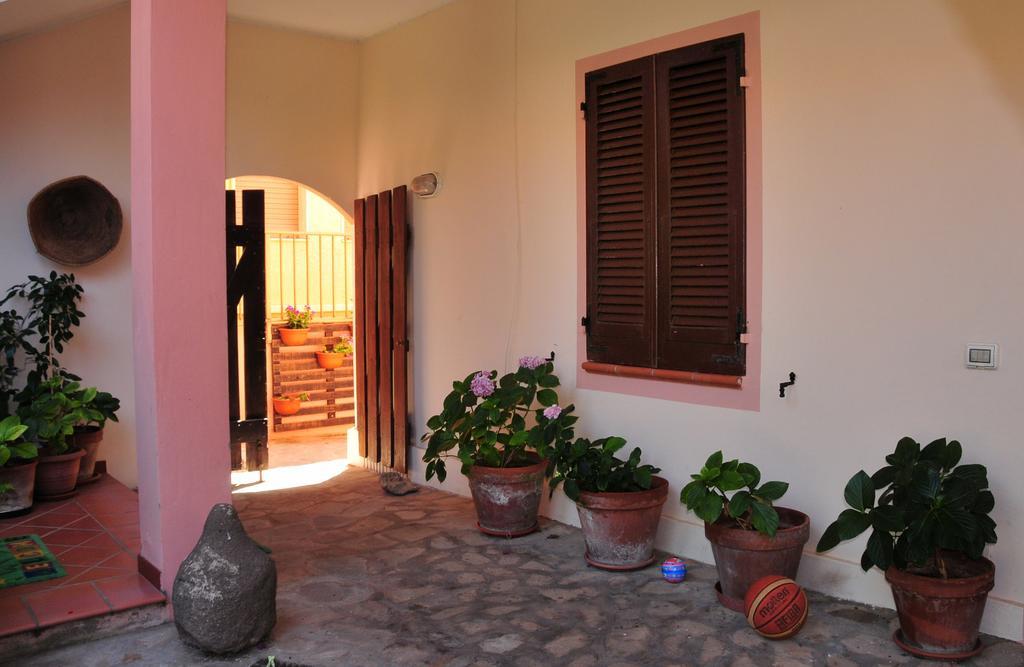 B&B L'Umbra Di Lu Soli Castelsardo Buitenkant foto