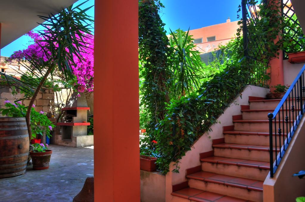 B&B L'Umbra Di Lu Soli Castelsardo Buitenkant foto